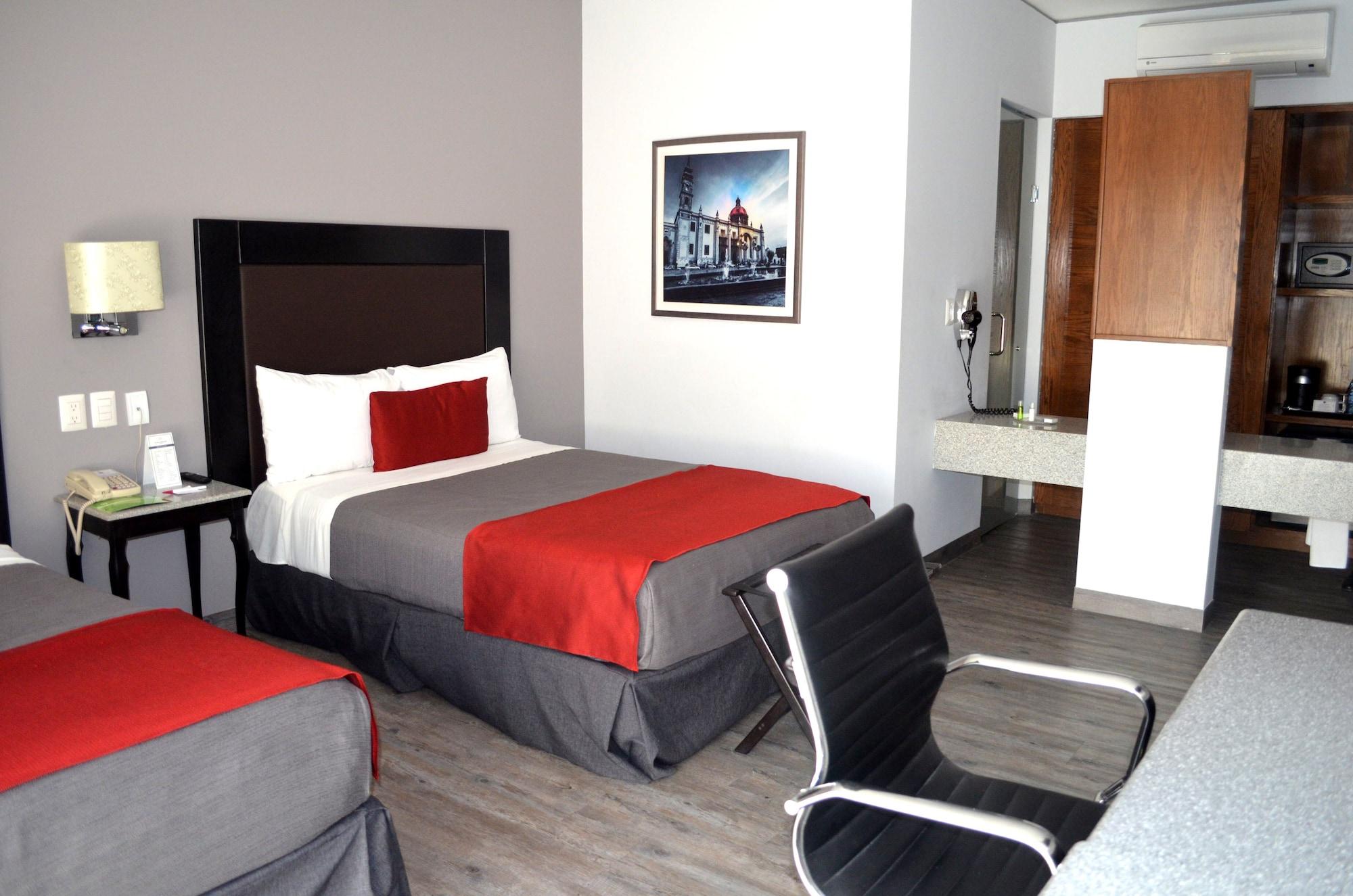 Plaza Camelinas Hotel Керетаро Экстерьер фото