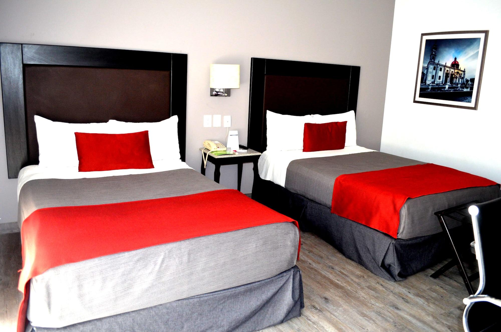 Plaza Camelinas Hotel Керетаро Экстерьер фото