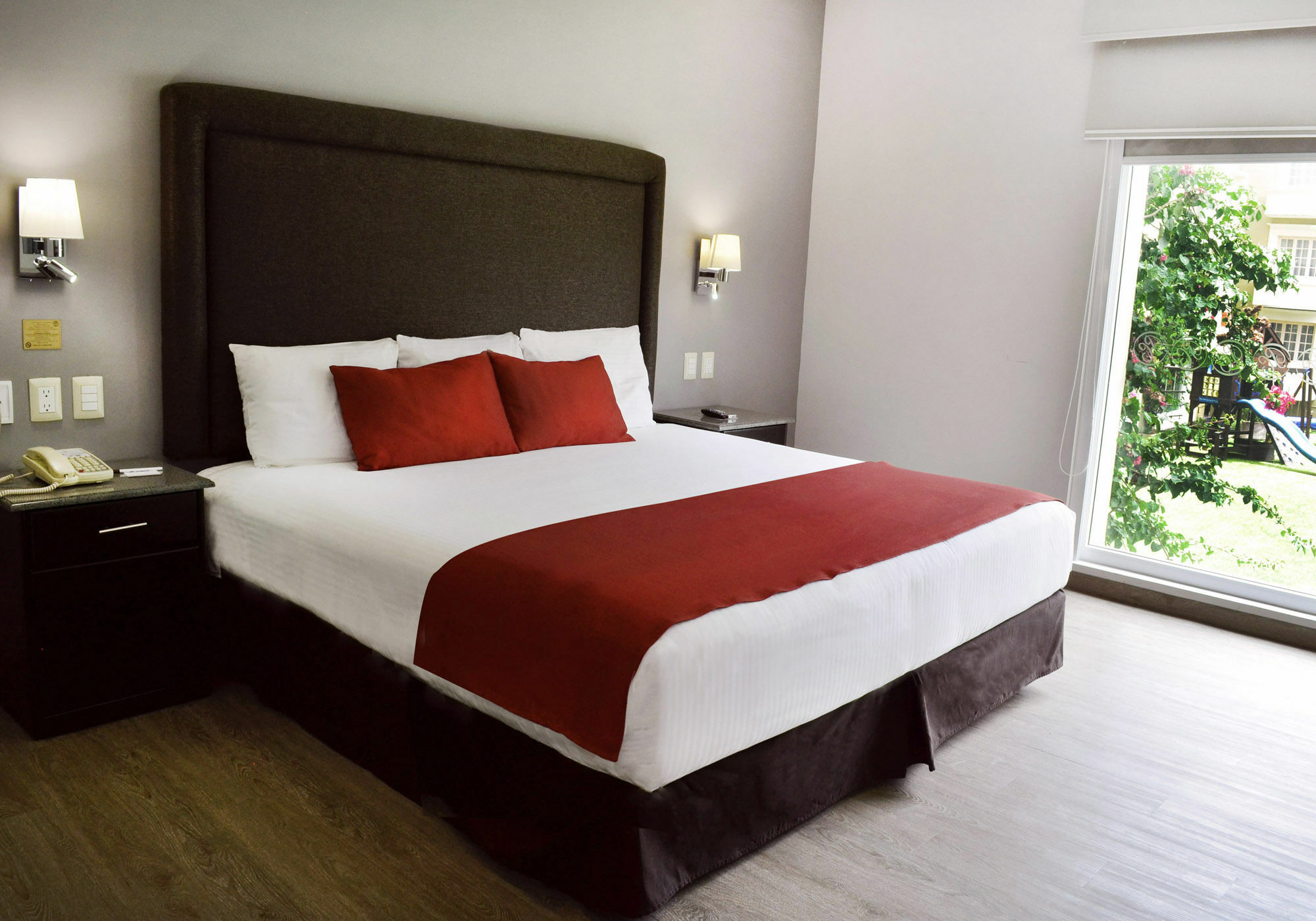 Plaza Camelinas Hotel Керетаро Экстерьер фото