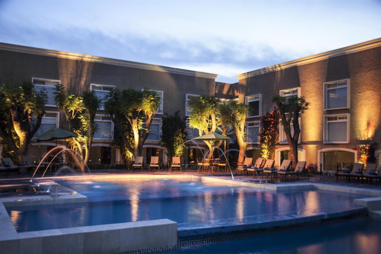 Plaza Camelinas Hotel Керетаро Экстерьер фото